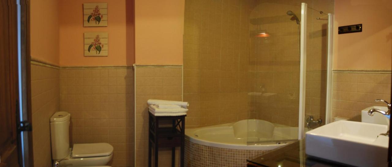 La Noguera De Socasa Villa Romancos Luaran gambar