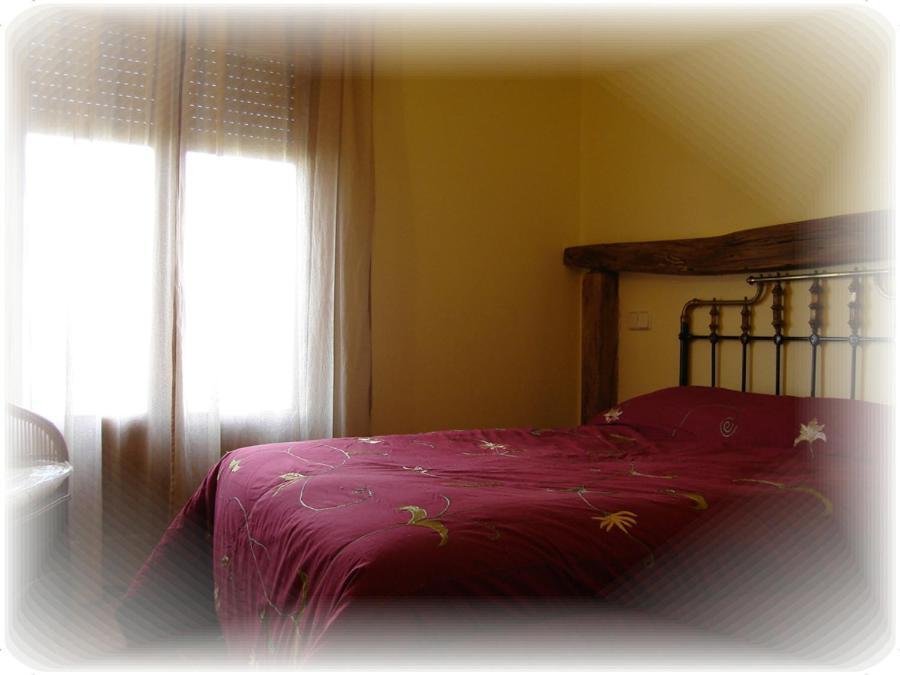 La Noguera De Socasa Villa Romancos Luaran gambar